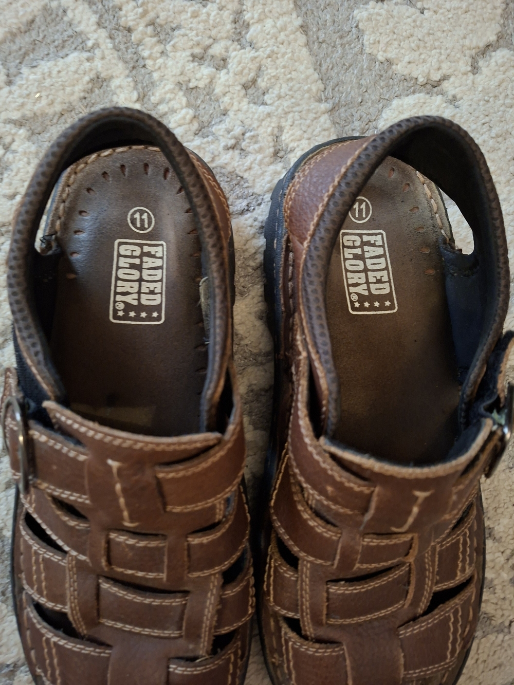 Faded Glory Men’s Brown Leather Fisherman-Style Sandals